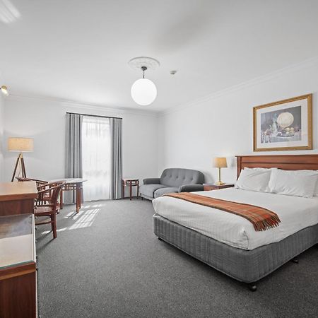 The Lawson Riverside Suites Wagga Wagga Exterior photo